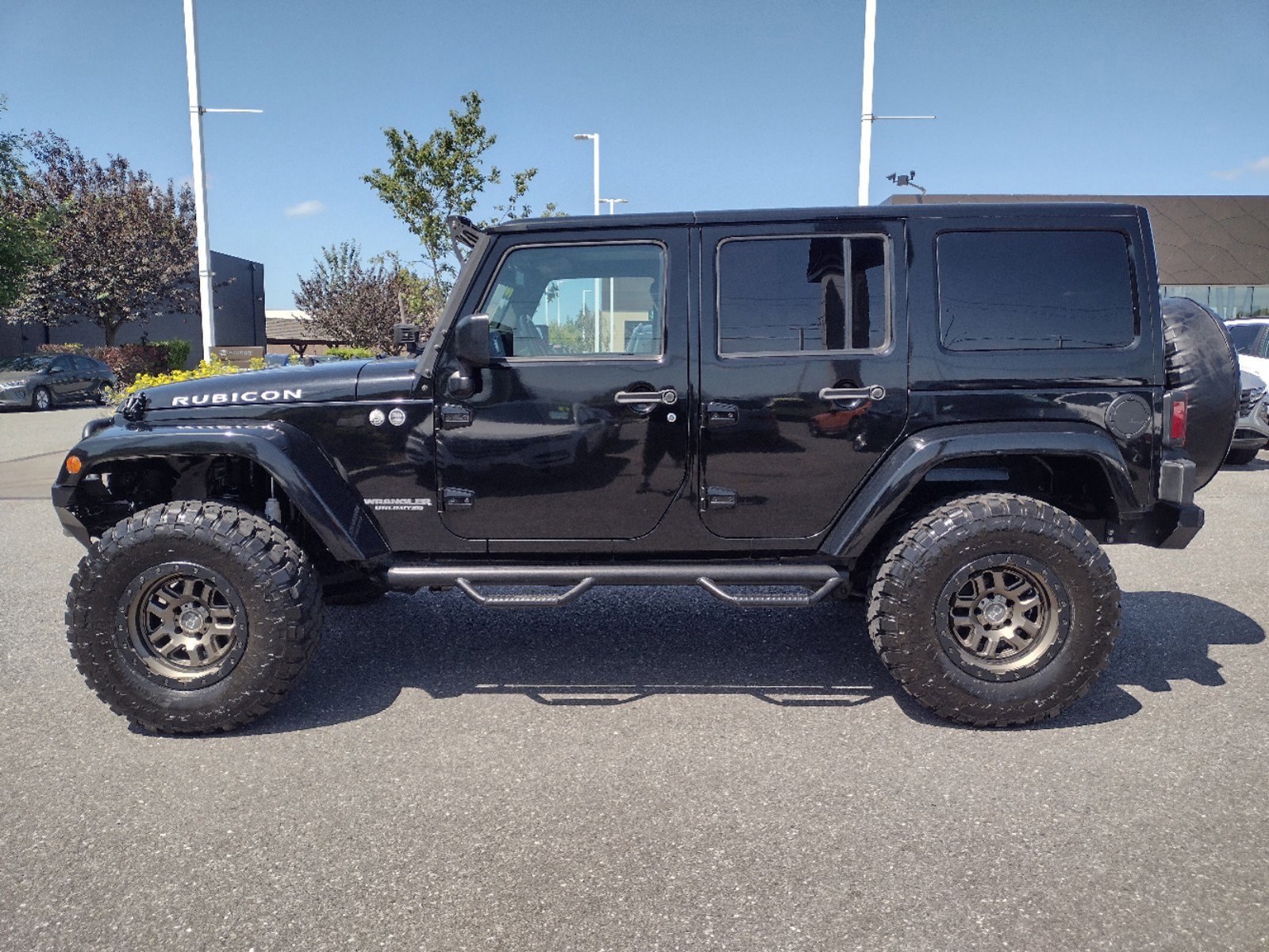 Used 2015 Jeep Wrangler Unlimited Rubicon with VIN 1C4HJWFG6FL638218 for sale in Burlington, WA