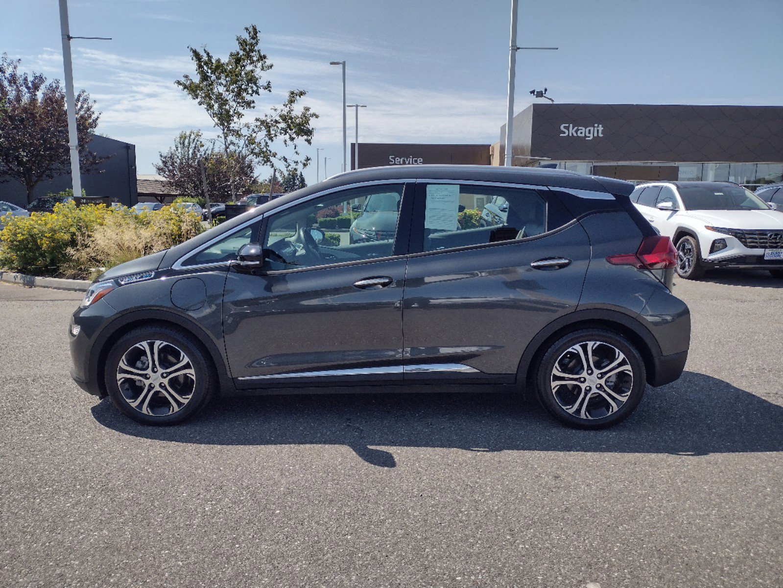 Used 2018 Chevrolet Bolt EV Premier with VIN 1G1FX6S00J4139604 for sale in Burlington, WA