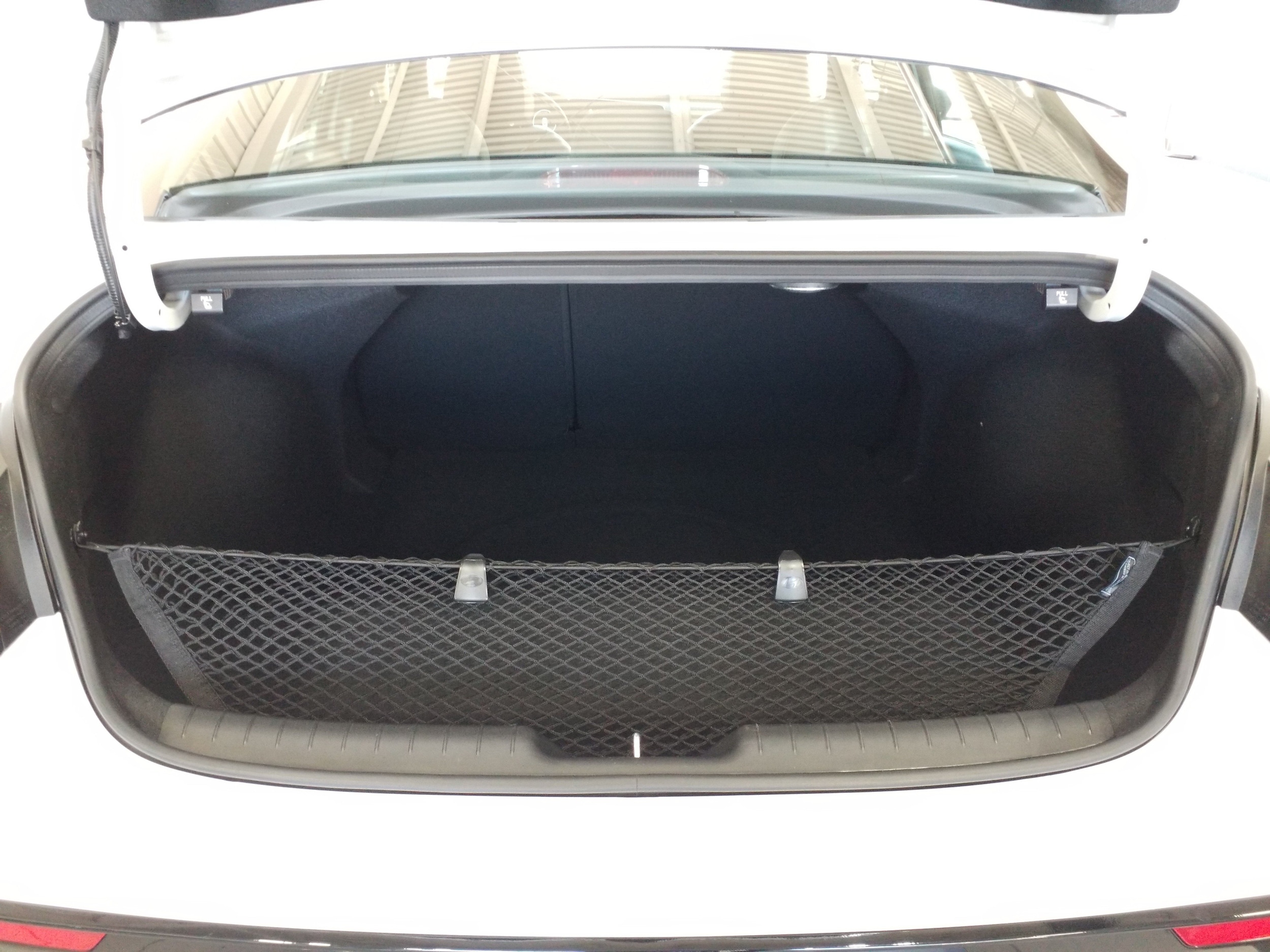 2025 Hyundai Elantra N Line - Photo 14