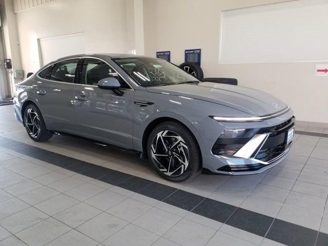 2026 Hyundai Sonata SEL AWD's photo