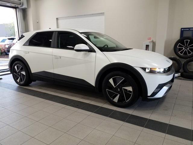 2026 Hyundai IONIQ 5 SEL's photo