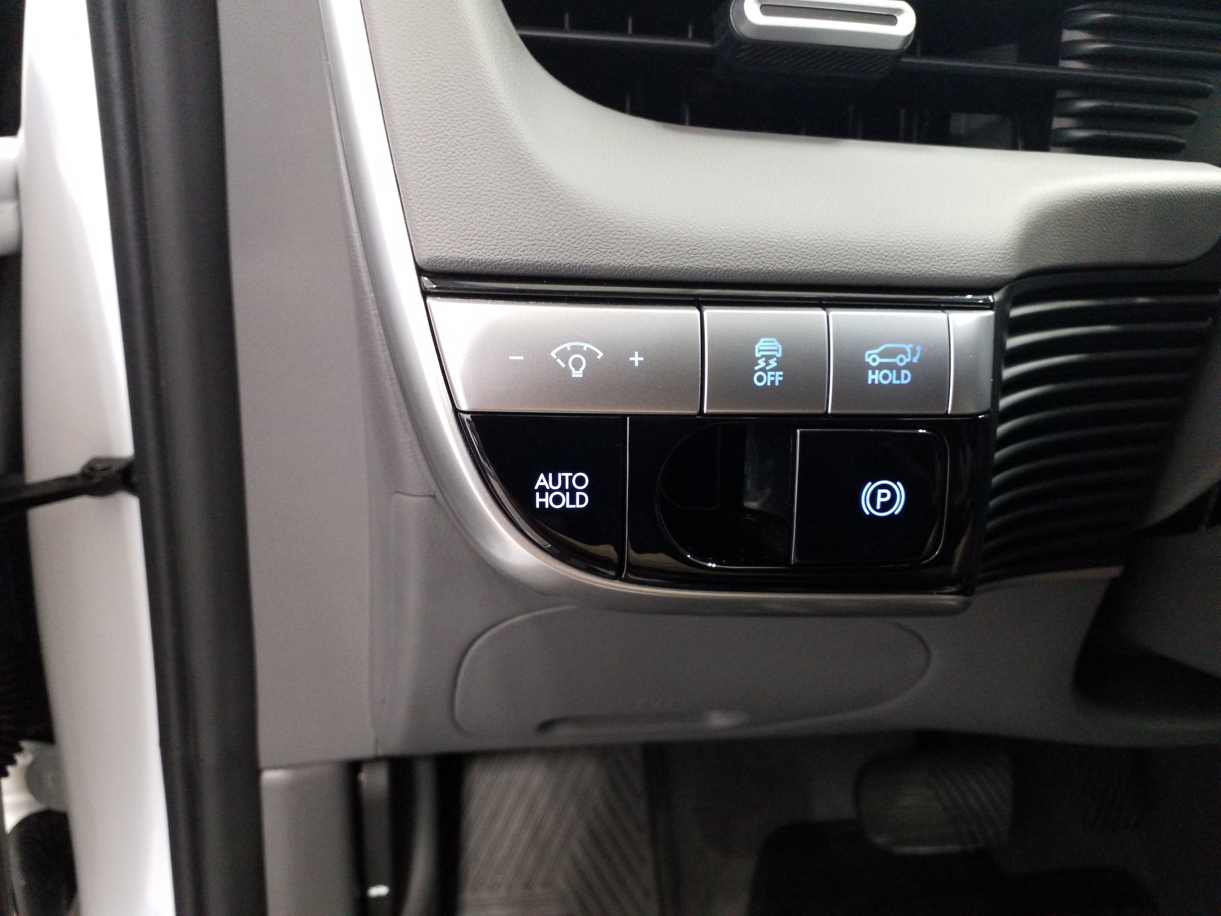 2024 Hyundai IONIQ 5 SEL - Photo 10