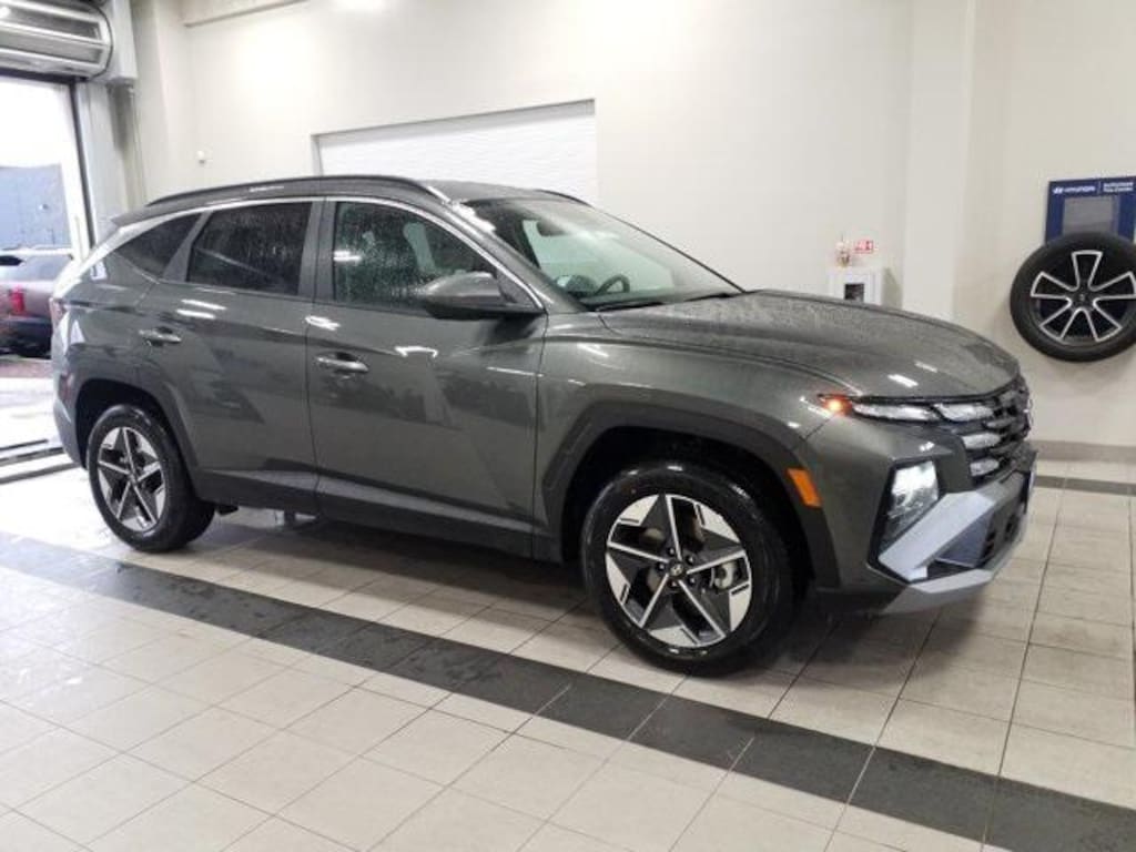 New 2026 Hyundai Tucson Hybrid SEL SUV