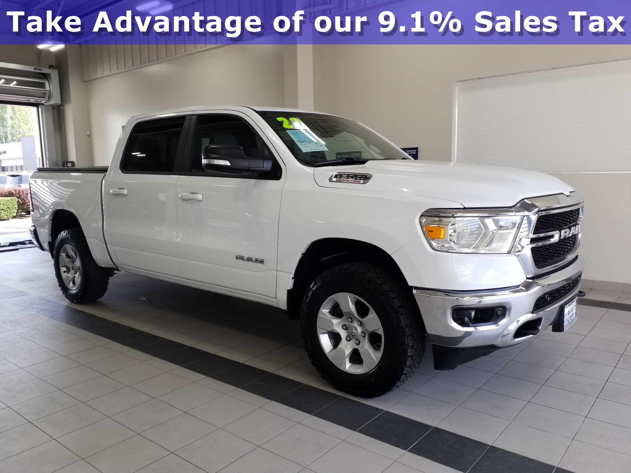 2022 RAM 1500 Big Horn/Lone Star 4x4 Crew Cab 5'7's photo