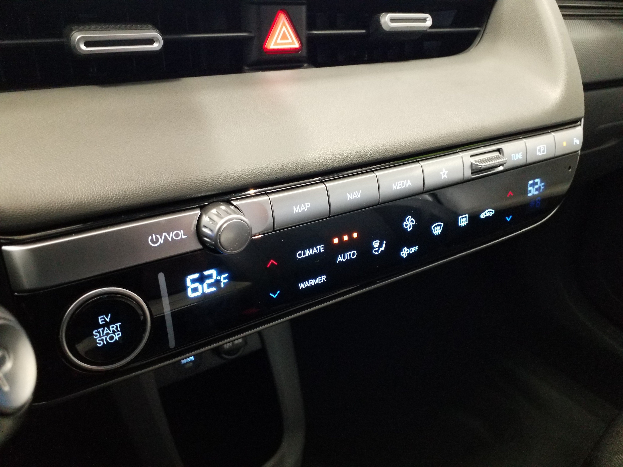 2024 Hyundai IONIQ 5 SE - Photo 7