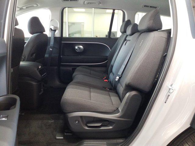 2026 Hyundai IONIQ 9 SE - Photo 17