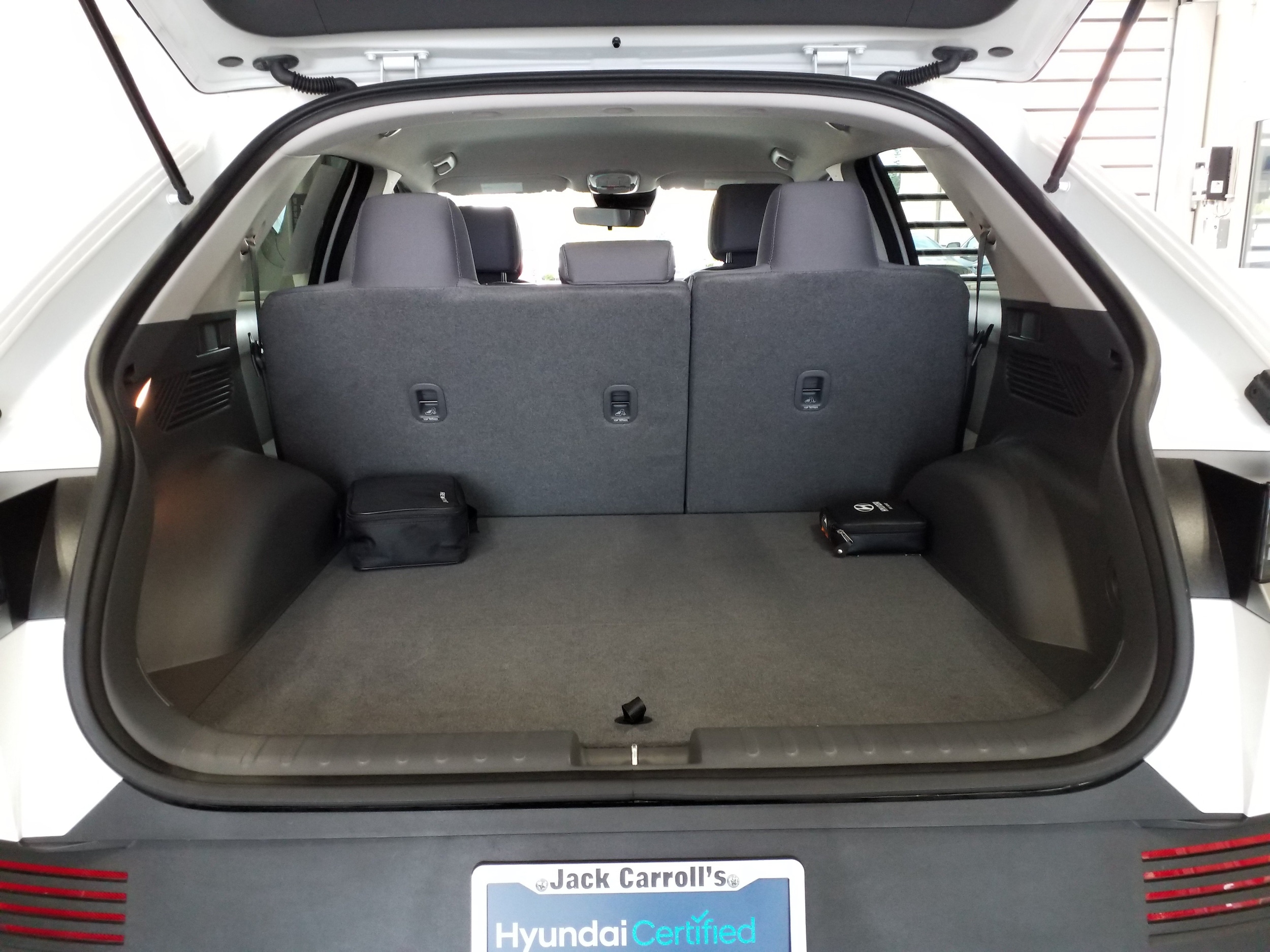 2024 Hyundai IONIQ 5 SE - Photo 14
