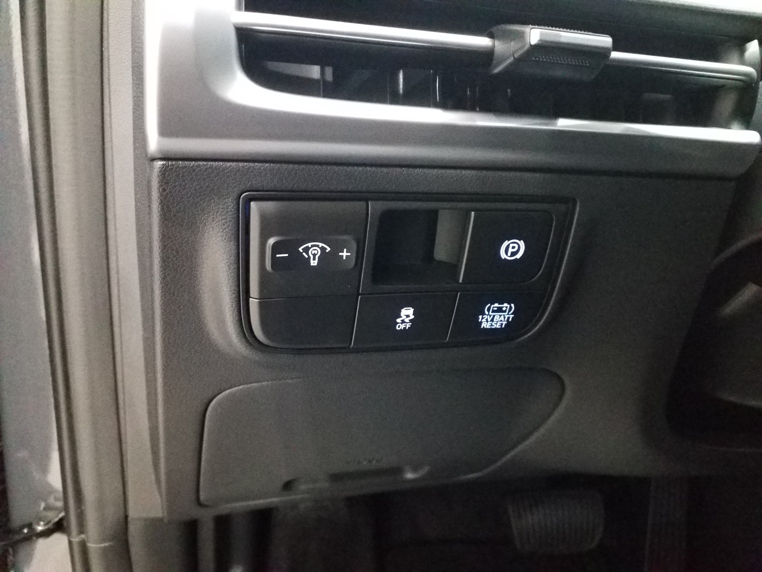 2026 Hyundai Tucson Blue SE - Photo 10