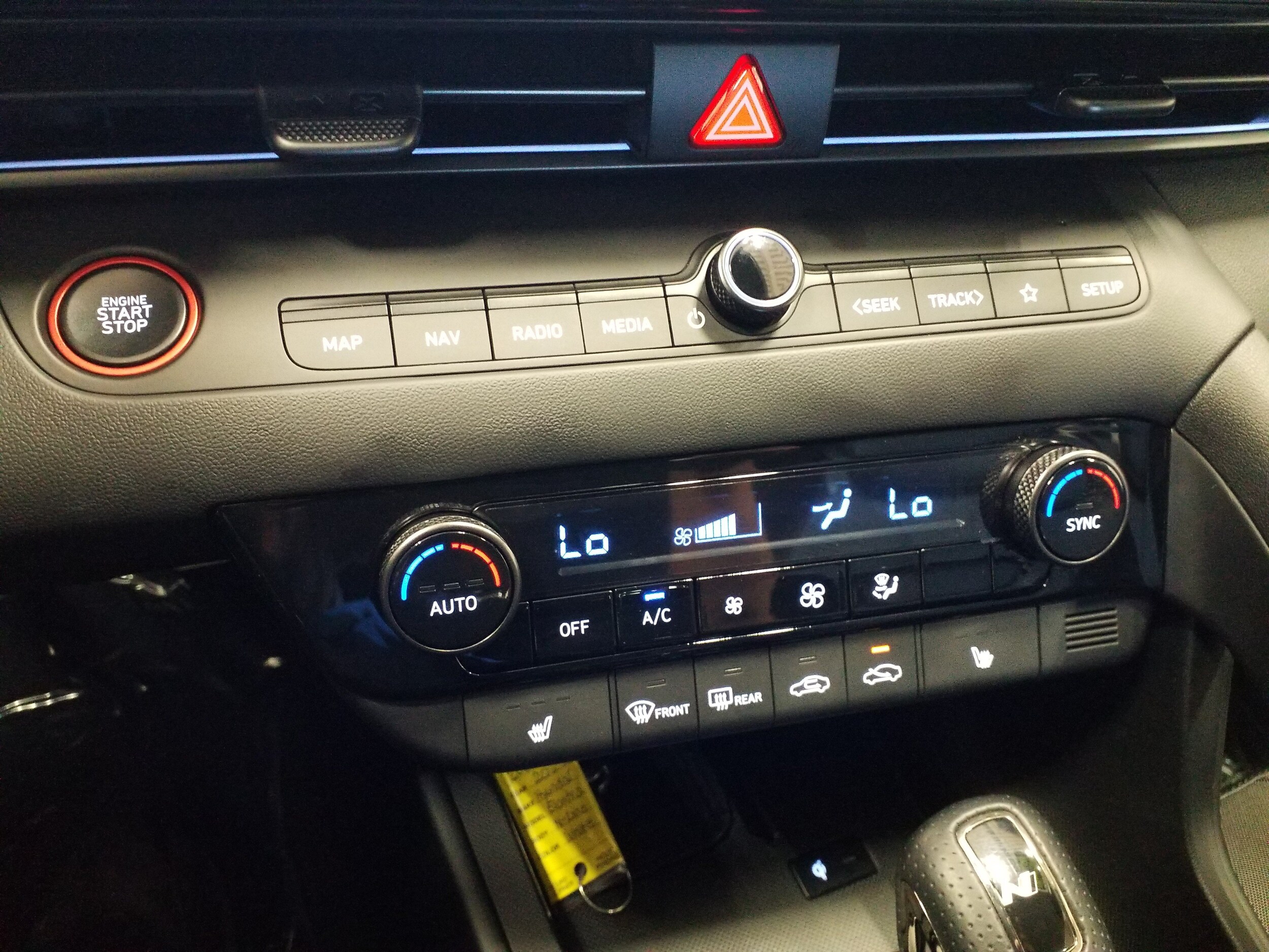 2025 Hyundai Elantra N Line - Photo 7