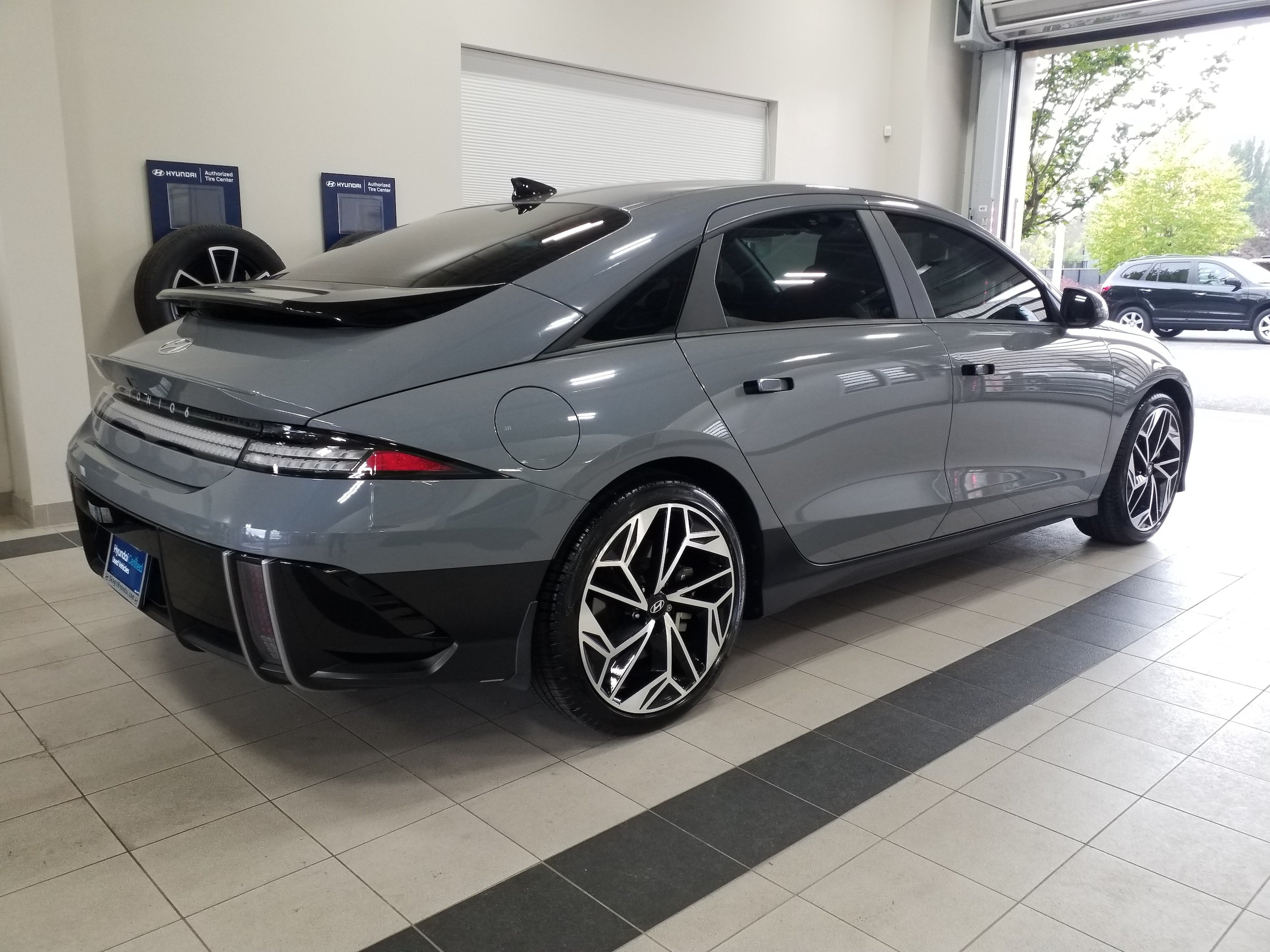 2024 Hyundai IONIQ 6 SEL - Photo 17