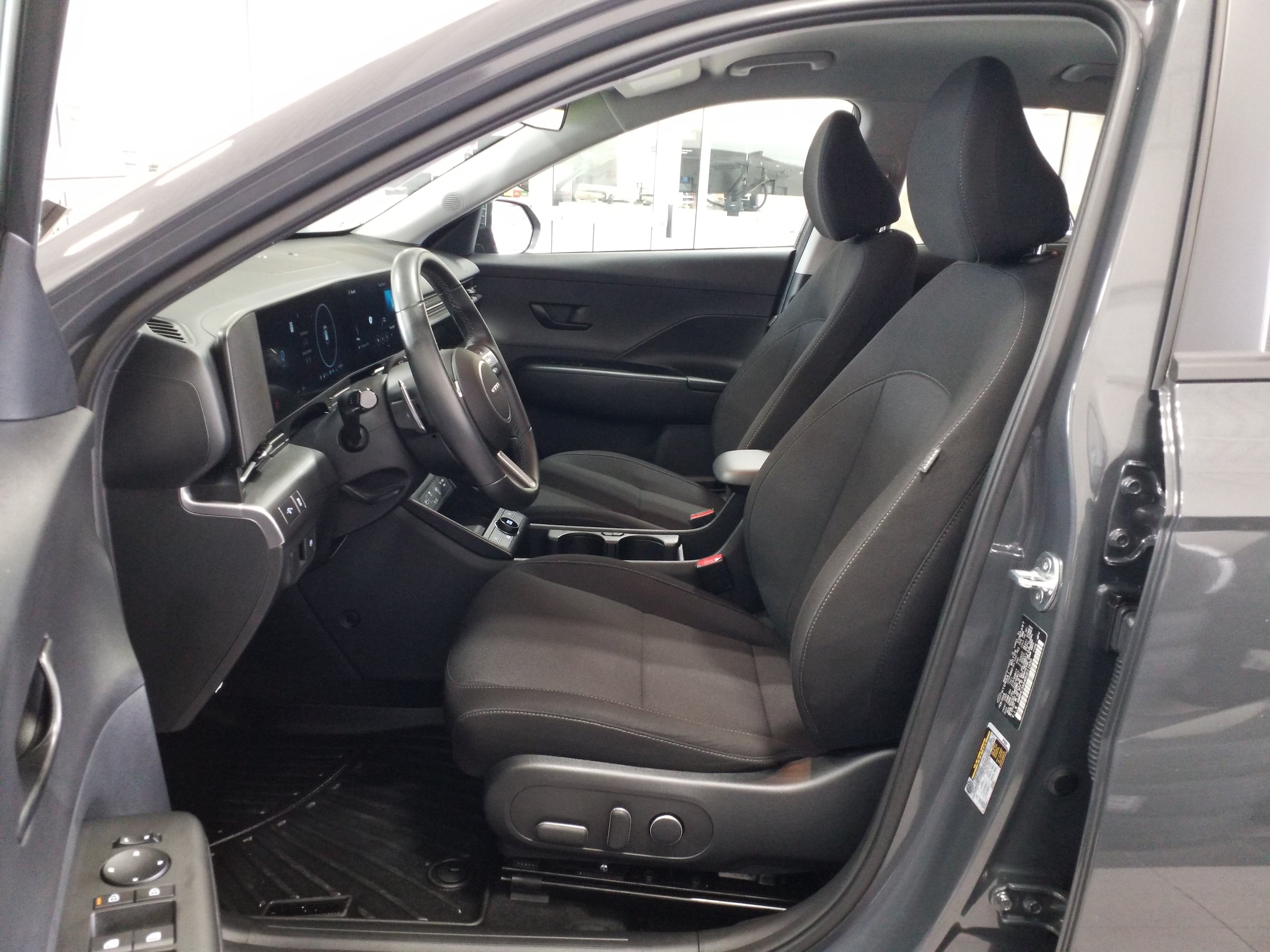 2024 Hyundai Kona EV SEL - Photo 13