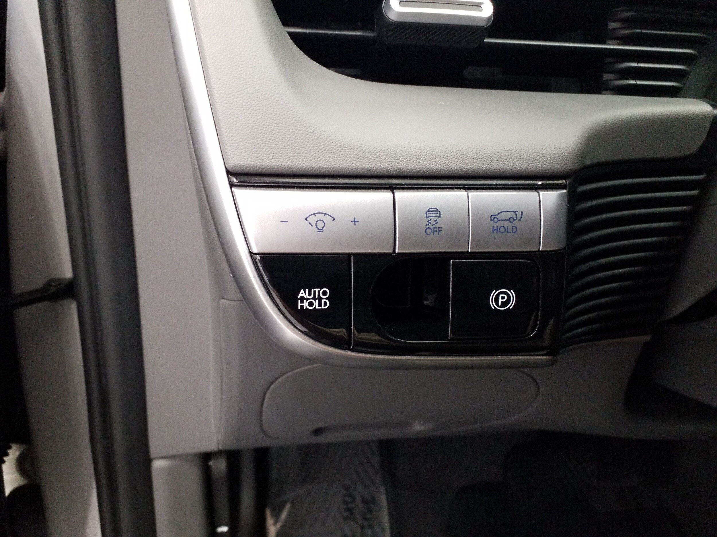 2024 Hyundai IONIQ 5 SEL - Photo 10
