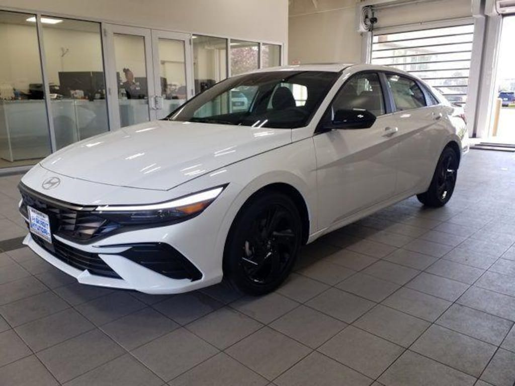New 2026 Hyundai Elantra SEL Sport Premium Sedan