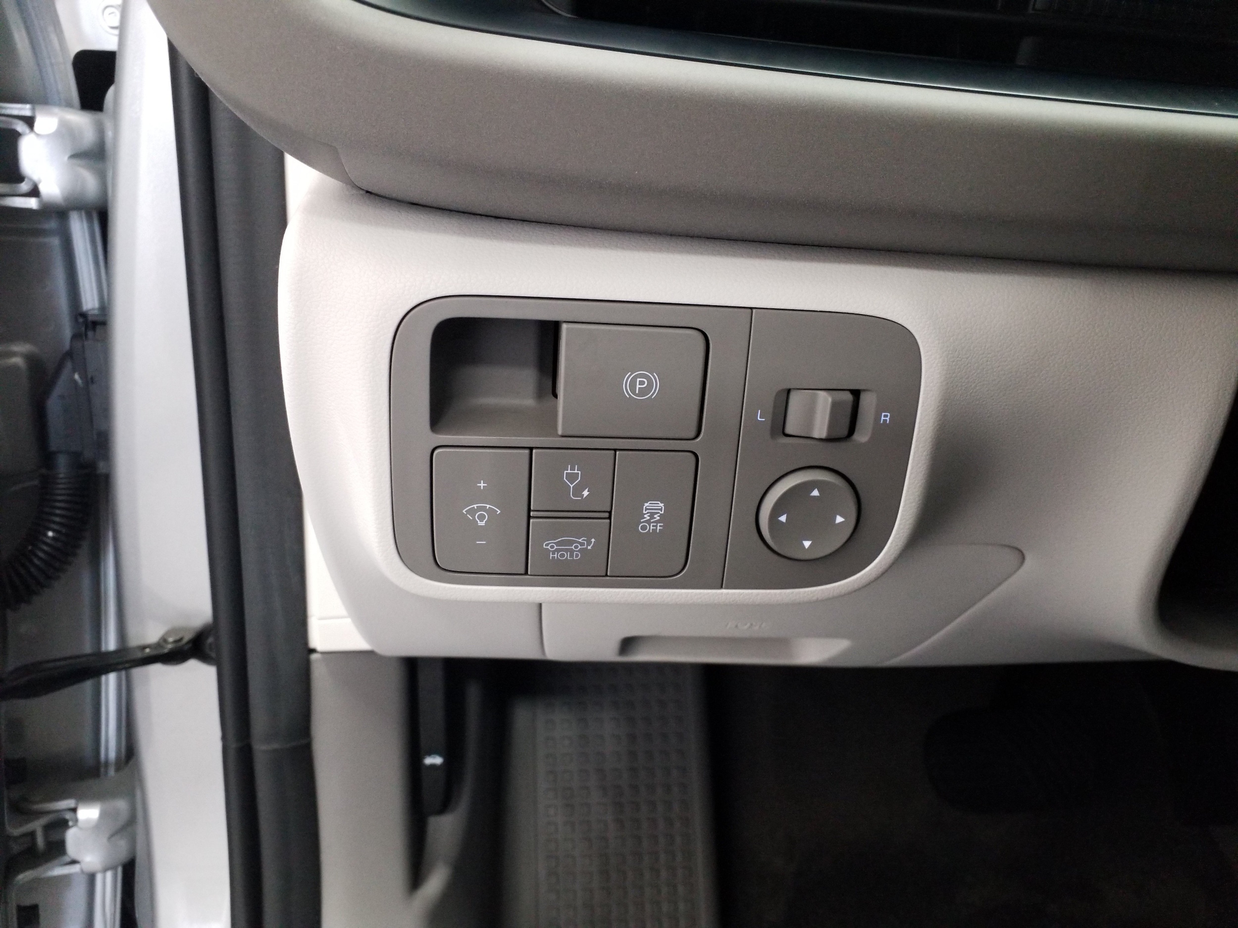 2024 Hyundai IONIQ 6 SEL - Photo 10