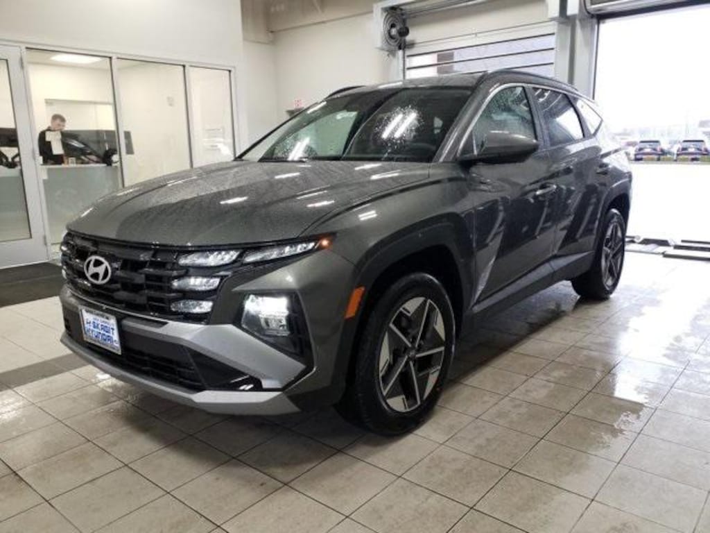 New 2026 Hyundai Tucson Hybrid SEL SUV