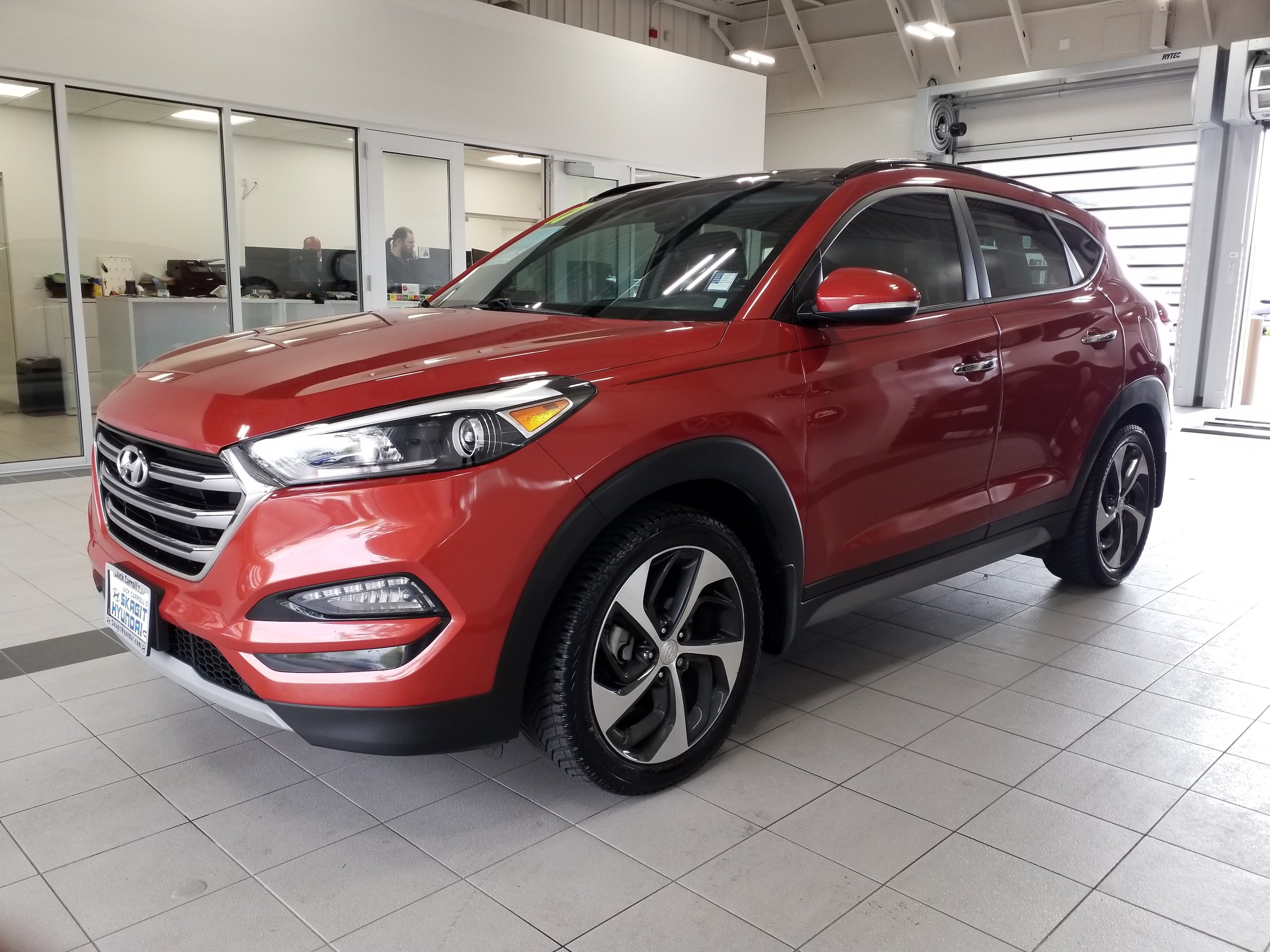Used 2017 Hyundai Tucson Limited with VIN KM8J33A28HU277363 for sale in Burlington, WA