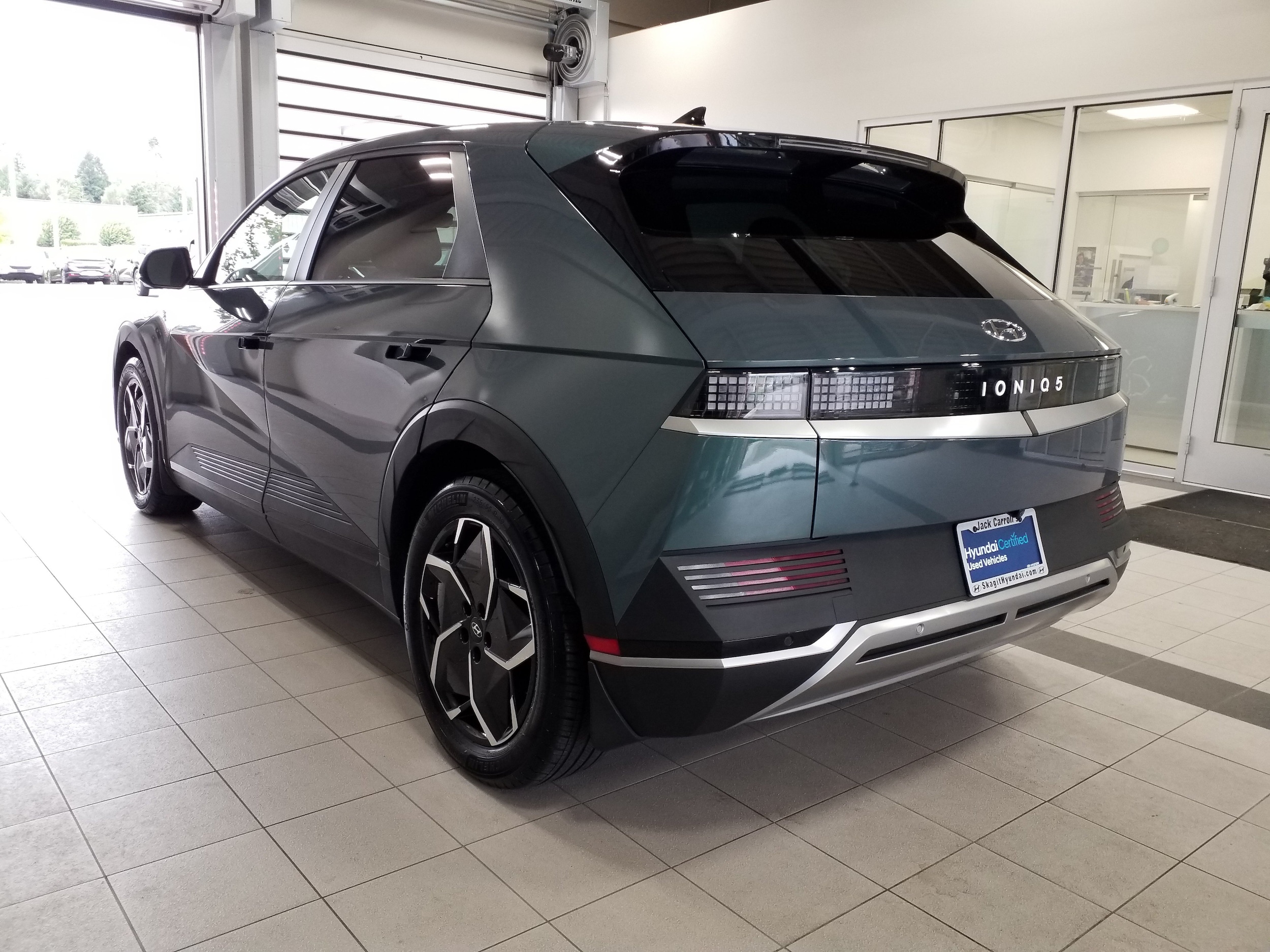 2024 Hyundai IONIQ 5 SEL - Photo 18