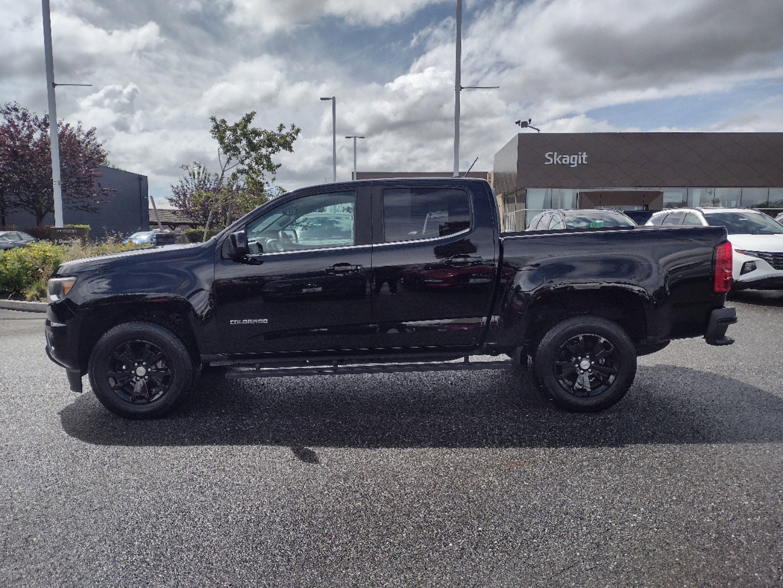 Used 2018 Chevrolet Colorado LT with VIN 1GCGSCENXJ1227559 for sale in Burlington, WA