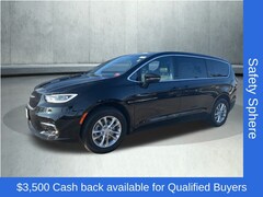 2026 Chrysler Pacifica SELECT AWD Passenger Van