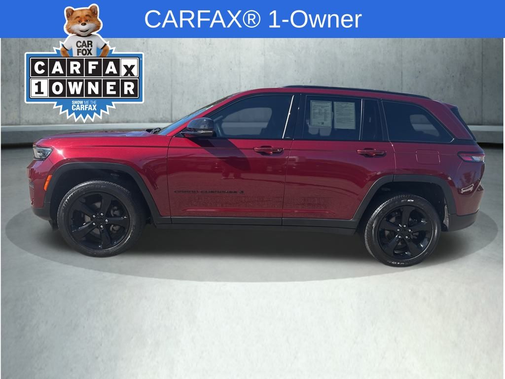 2023 Jeep Grand Cherokee Altitude photo 2