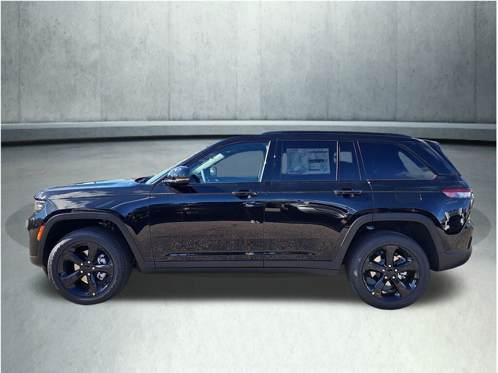 New 2025 Jeep Grand Cherokee ALTITUDE X 4X4 Sport Utility