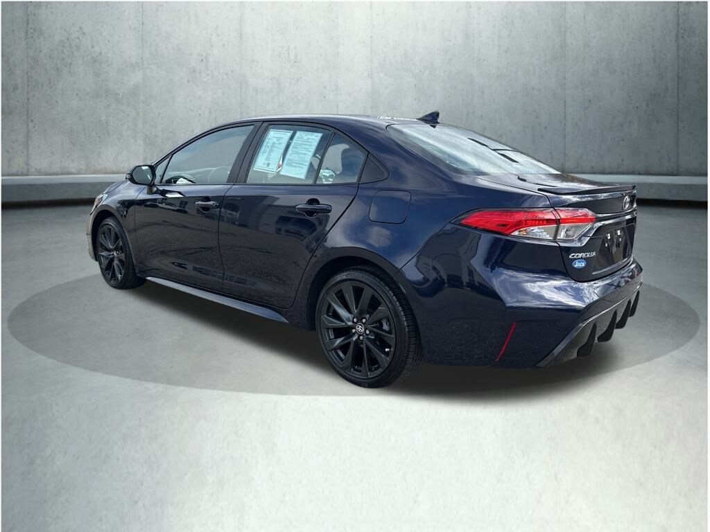 Used 2024 Toyota Corolla SE Sedan