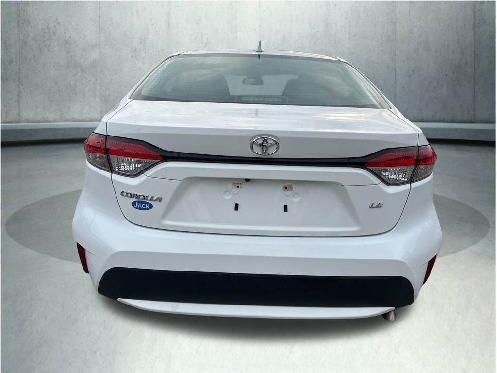 Used 2022 Toyota Corolla LE Sedan