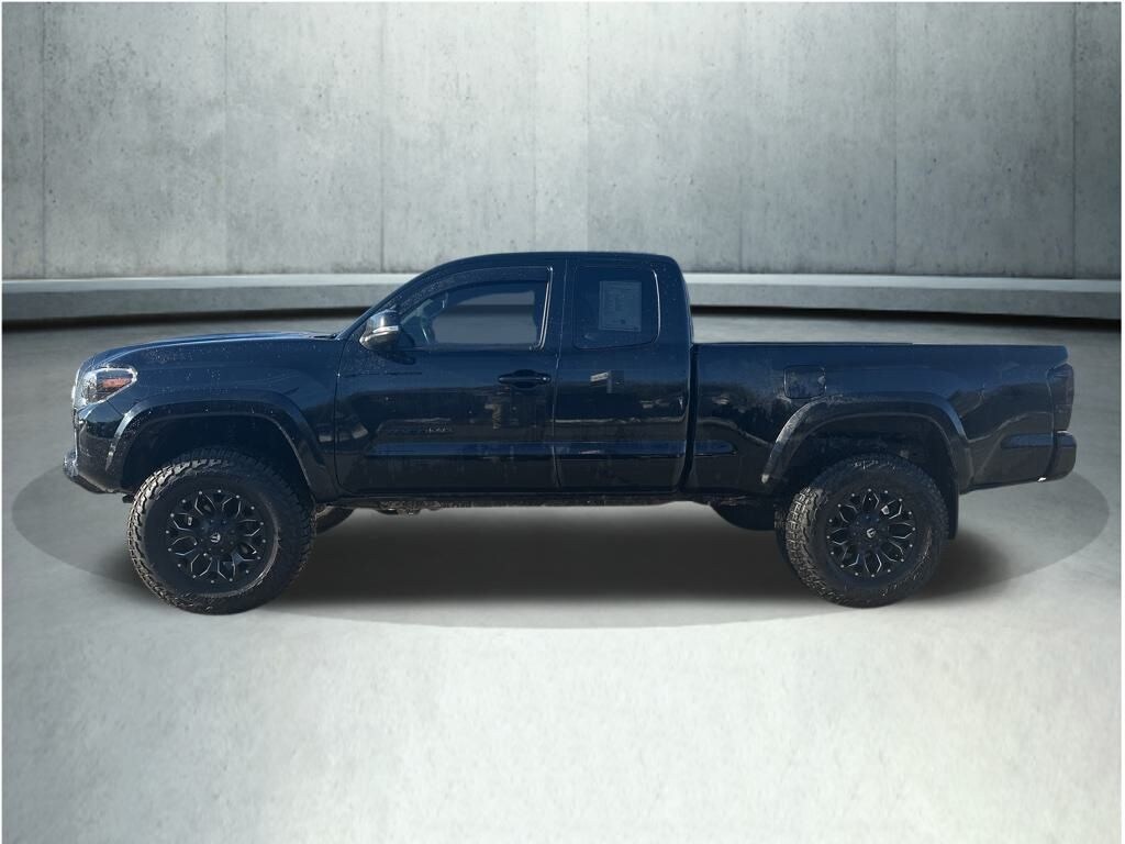 Used 2018 Toyota Tacoma TRD Sport Truck
