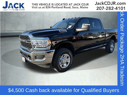 2024 Ram 3500 TRADESMAN CREW CAB 4X4 6'4 BOX Pickup