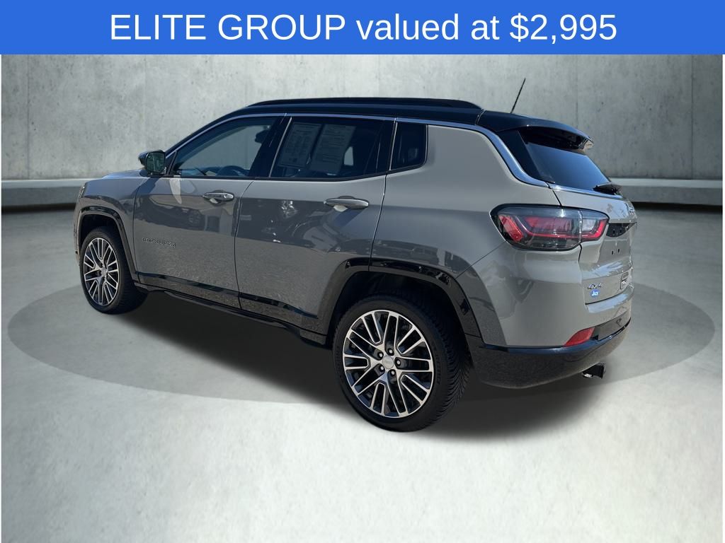 2022 Jeep Compass Limited photo 3