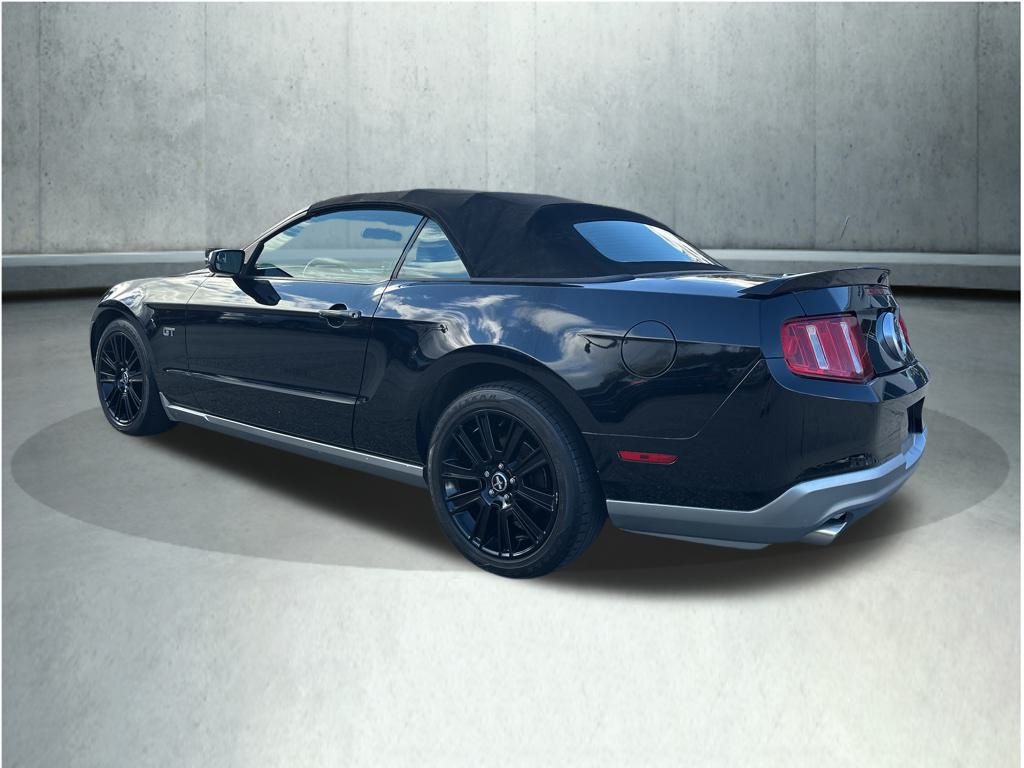 2010 Ford Mustang GT Premium photo 4