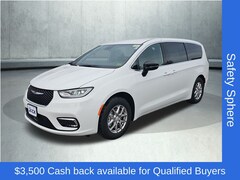 2026 Chrysler Pacifica SELECT Passenger Van