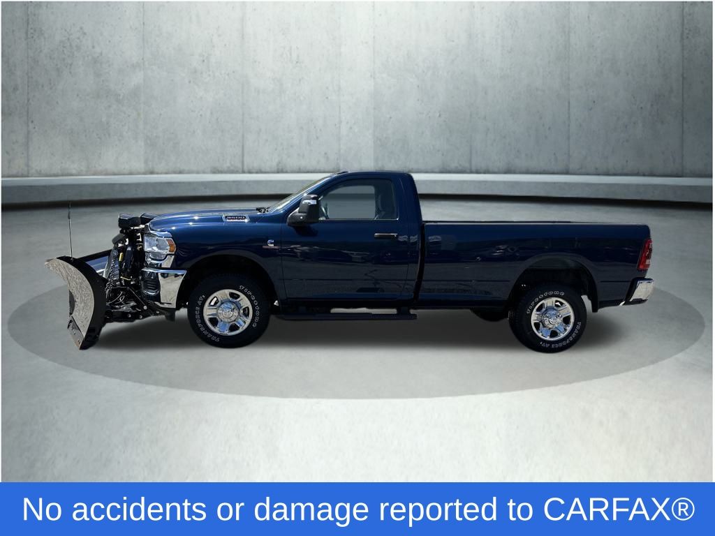 2024 Ram 3500 Tradesman photo 2
