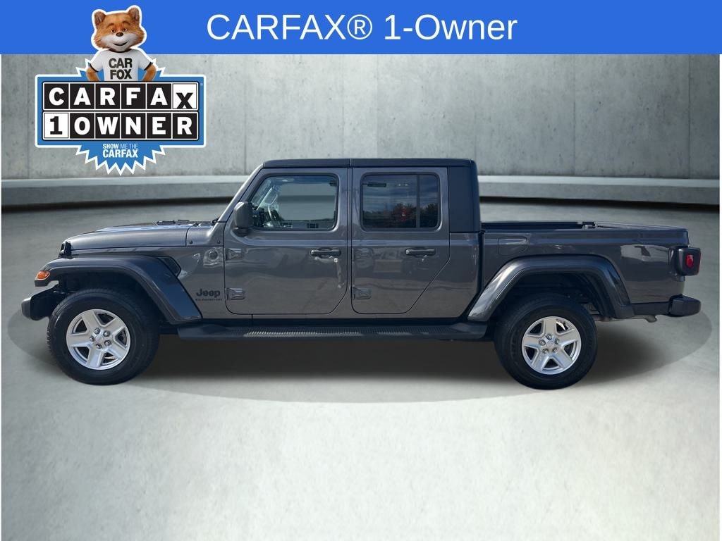 Used 2022 Jeep Gladiator Sport Truck