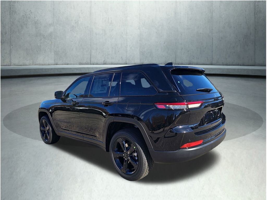 New 2025 Jeep Grand Cherokee ALTITUDE X 4X4 Sport Utility