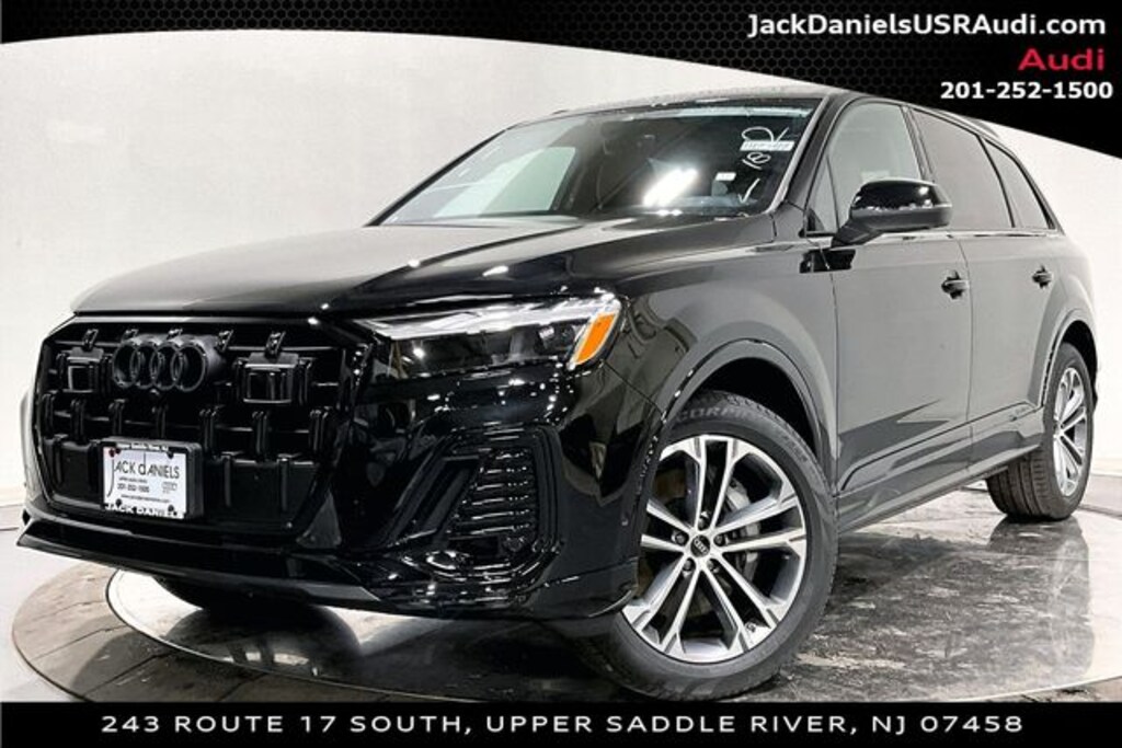 New 2026 Audi Q7 45 Premium SUV