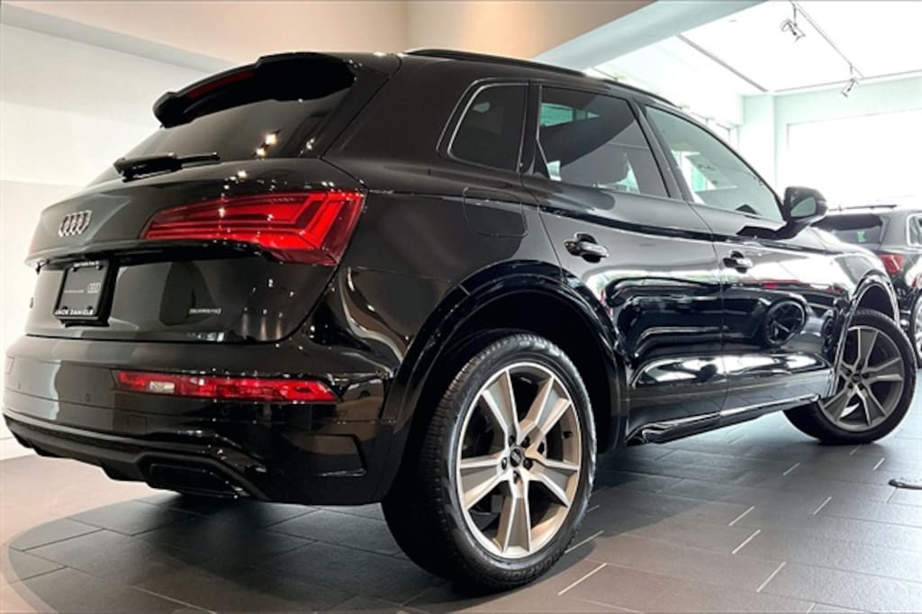 Used 2025 Audi Q5 45 S Line Premium SUV