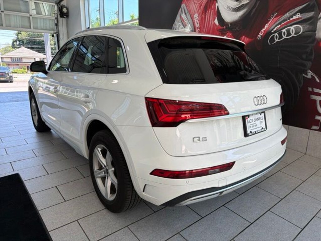 Used 2023 Audi Q5 40 Premium SUV