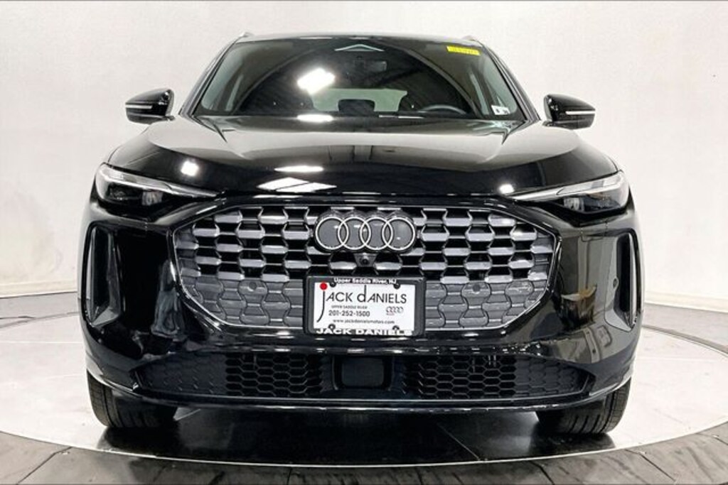 New 2025 Audi Q5 2.0T Premium SUV