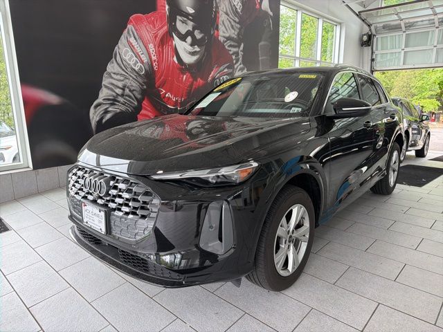 2025 Audi Q5 40 Premium's photo