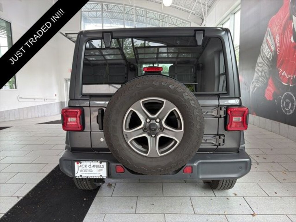 Used 2018 Jeep Wrangler Unlimited Sport S SUV