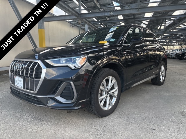 2023 Audi Q3 S Line Premium's photo