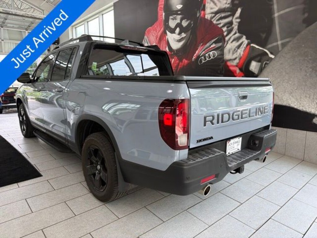 Used 2025 Honda Ridgeline Black Edition Truck Crew Cab
