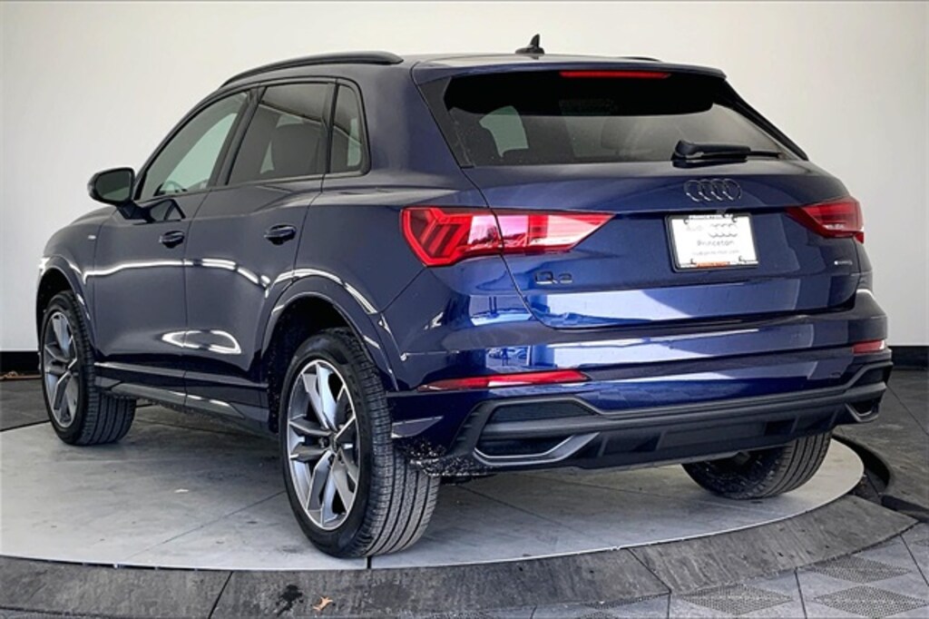 New 2025 Audi Q3 Premium SUV