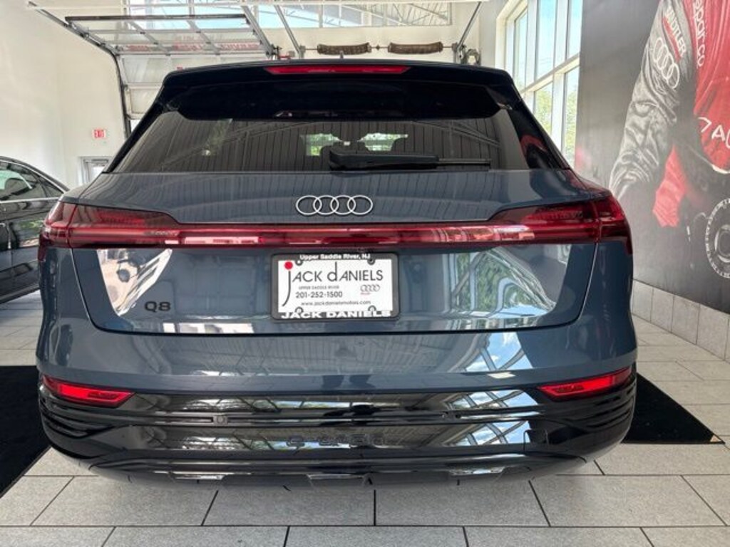 Used 2024 Audi Q8 e-tron Premium Plus SUV