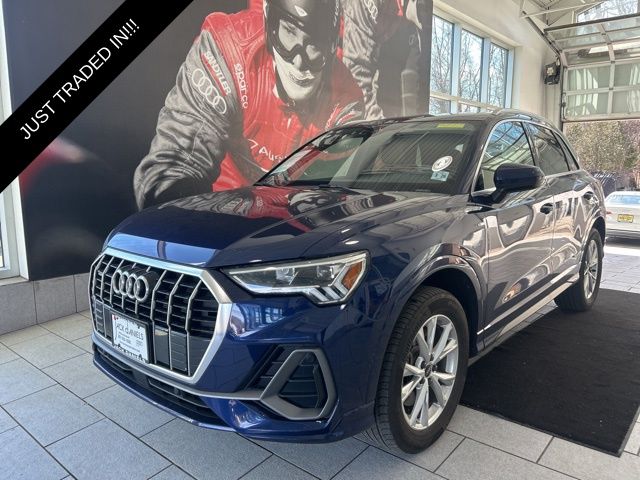 2023 Audi Q3 S Line Premium