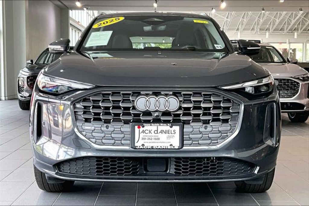 Certified 2025 Audi Q5 2.0T Premium SUV