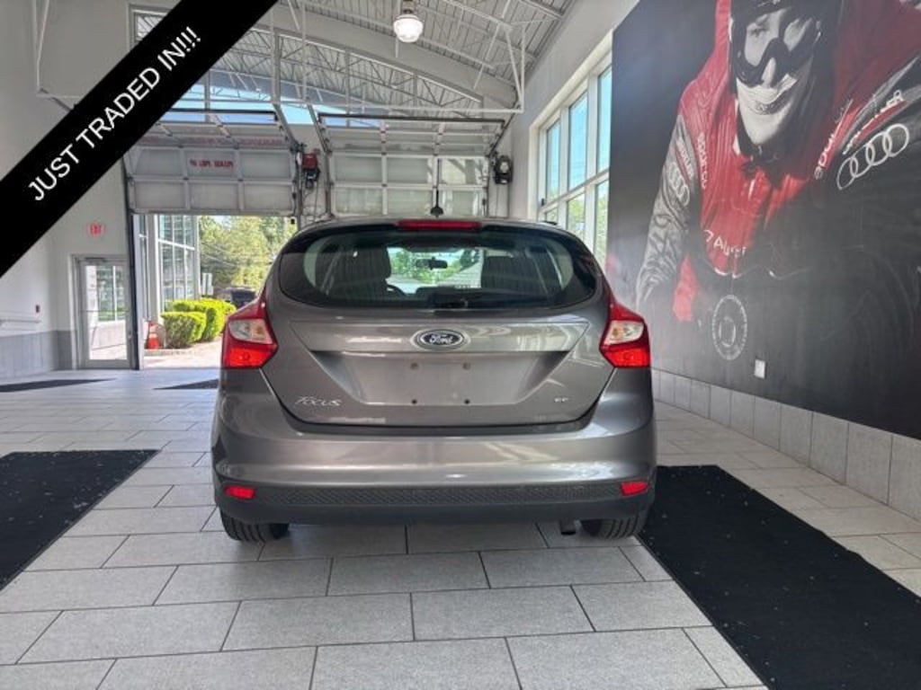 Used 2012 Ford Focus SE Hatchback