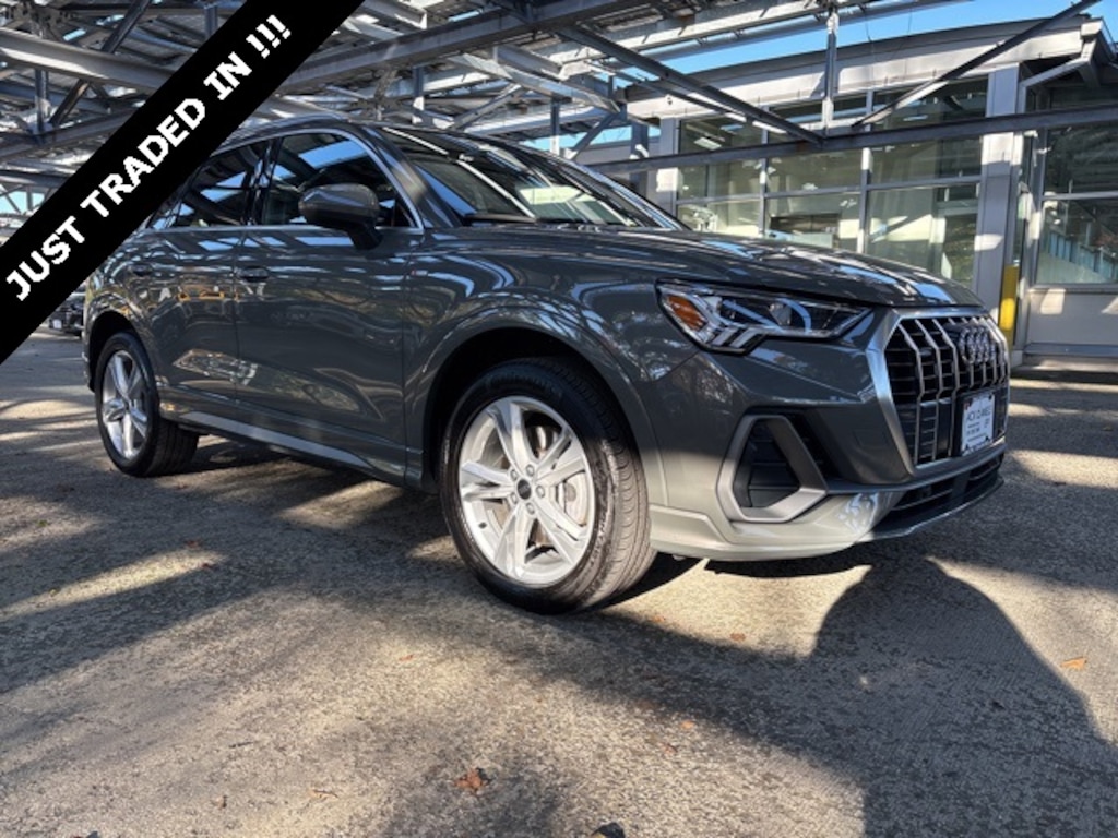 Used 2024 Audi Q3 Premium SUV
