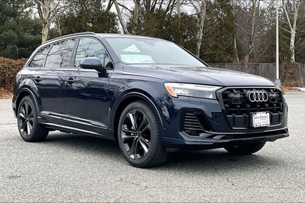 New 2026 Audi Q7 55 Premium Plus SUV